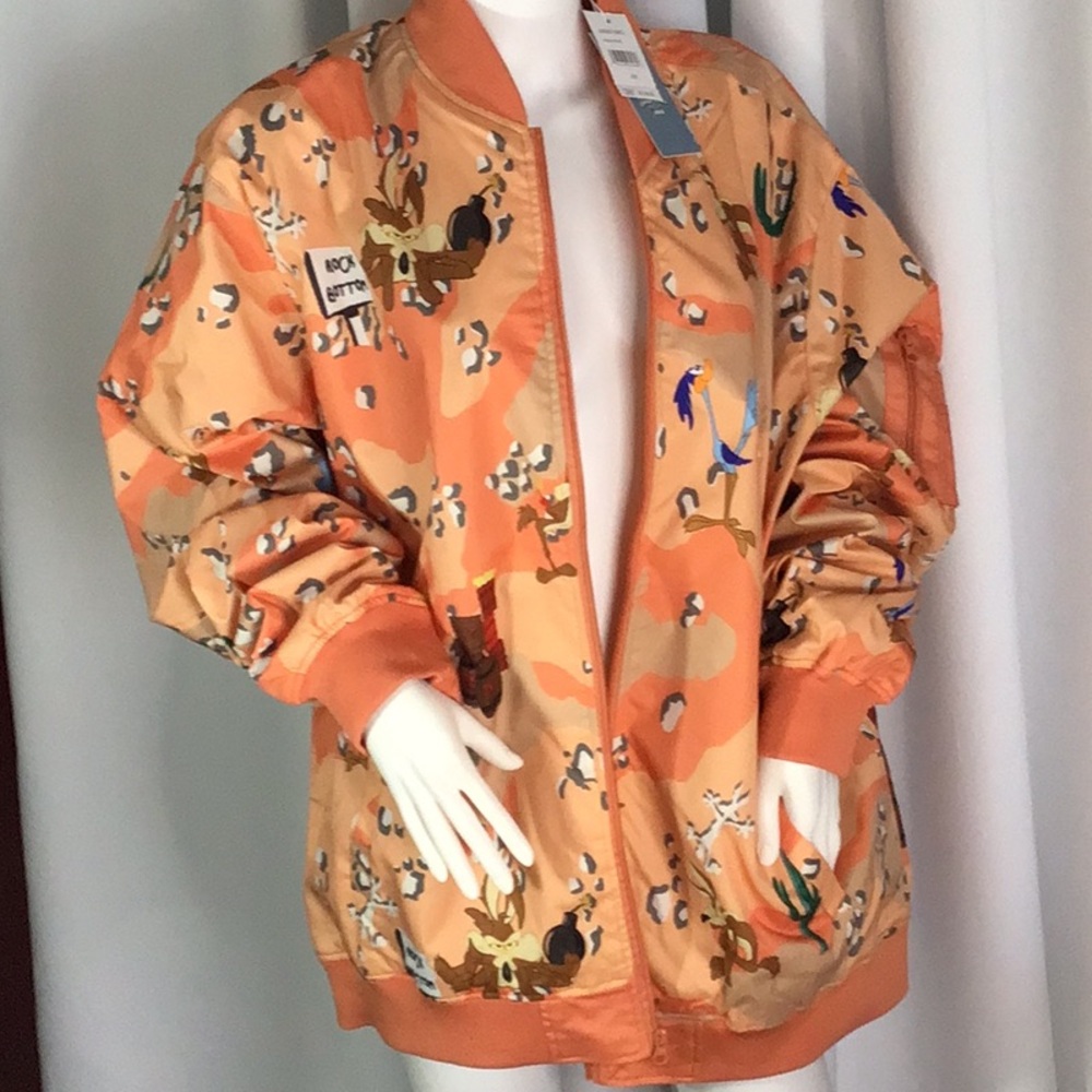 Looney tunes plus size jacket NWT 2XL